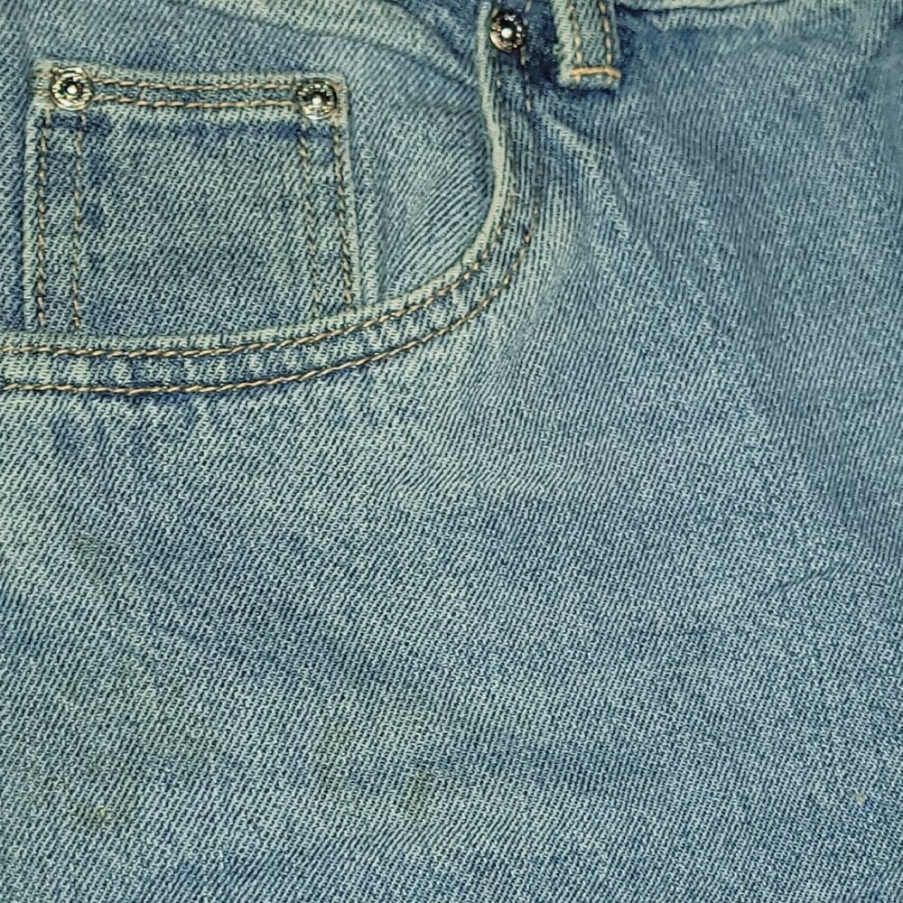 Mom Jeans - Picture 3 of 3